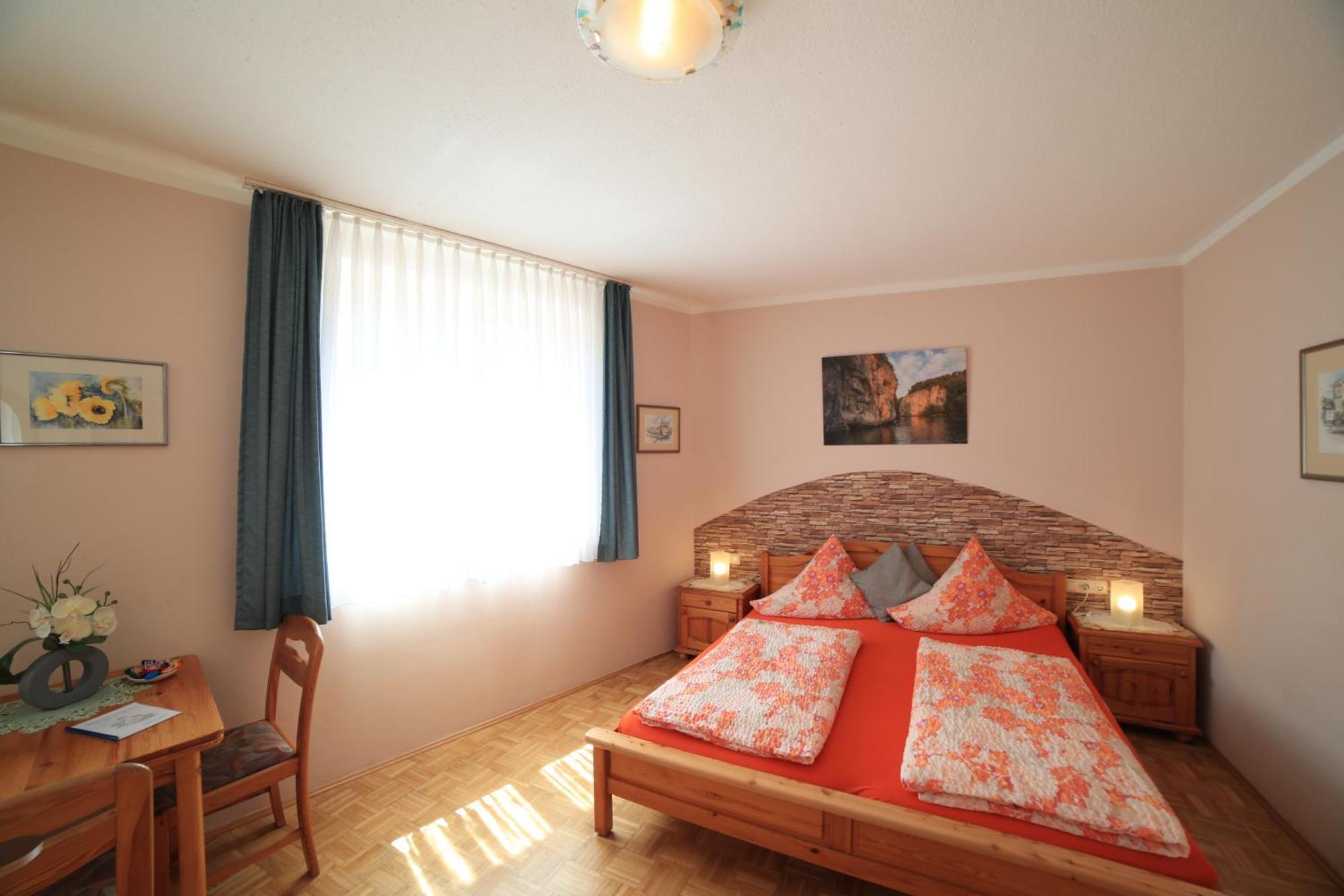 Cafe Am Donautor Otel Kelheim Dış mekan fotoğraf