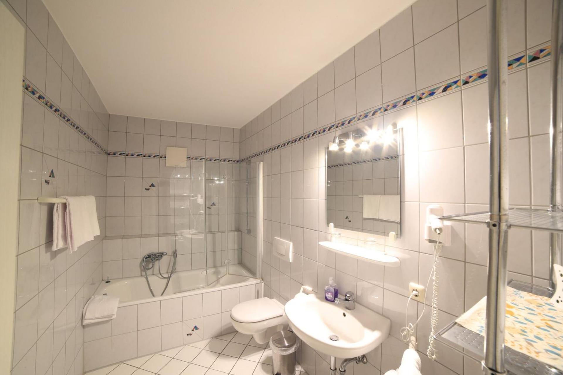 Cafe Am Donautor Otel Kelheim Dış mekan fotoğraf